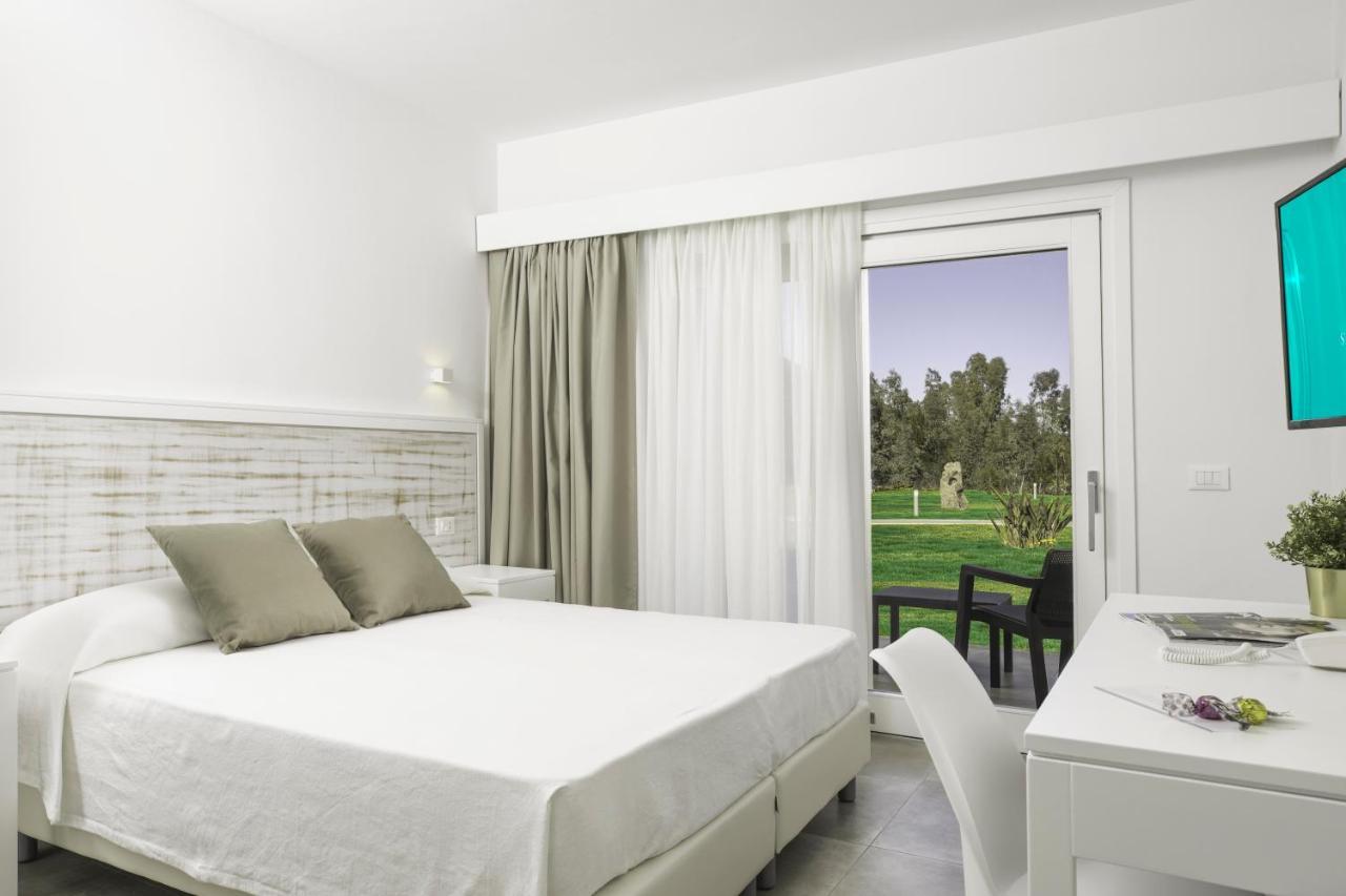 Hotel S'Arena Beach La Caletta Exteriér fotografie